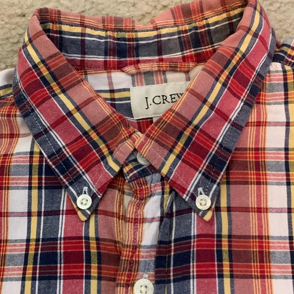J.Crew Men’s Medium Madras Plaid Short Sleeved Button Down Shirt Red Blue Pocket